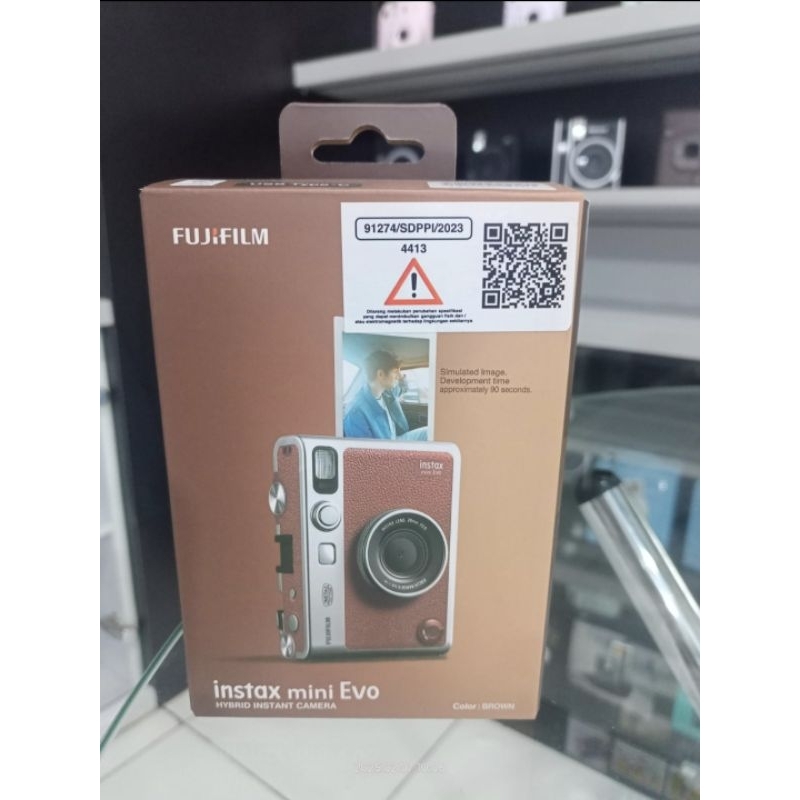 KAMERA FUJIFILM INSTAX MINI EVO BROWN