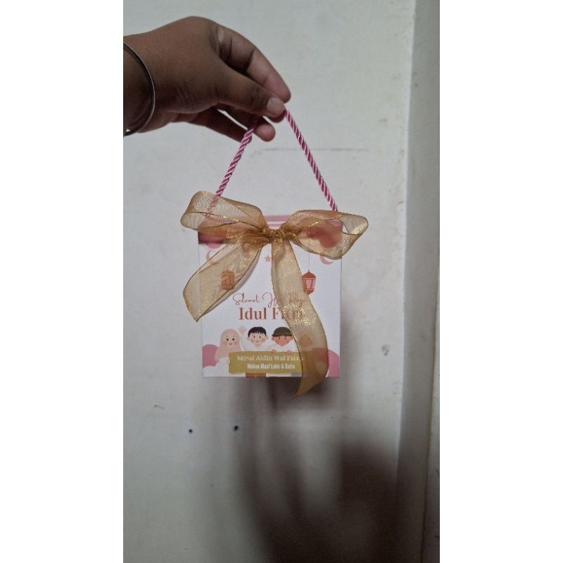 

PAKET E BOX HAMPERS LEBARAN