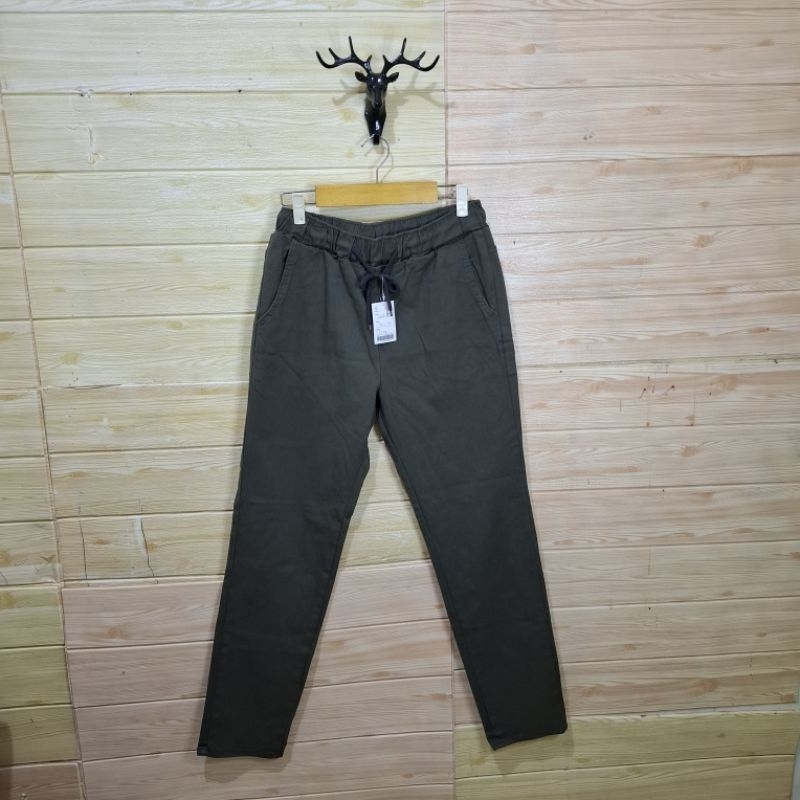 Celana joger JMC Kode JGR6D  Size 30-35/celana serut /celana santai /celana murah/ Bahan lembut. teb