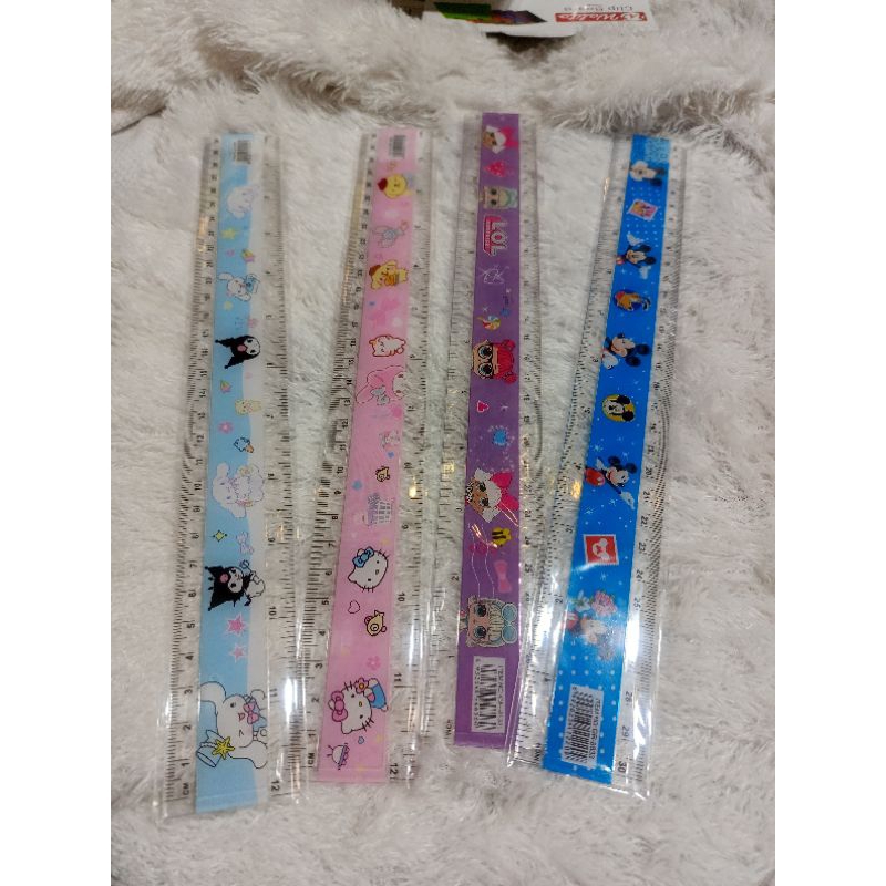 

Penggaris /rol 30 cm motif disney fancy kuromi lotso