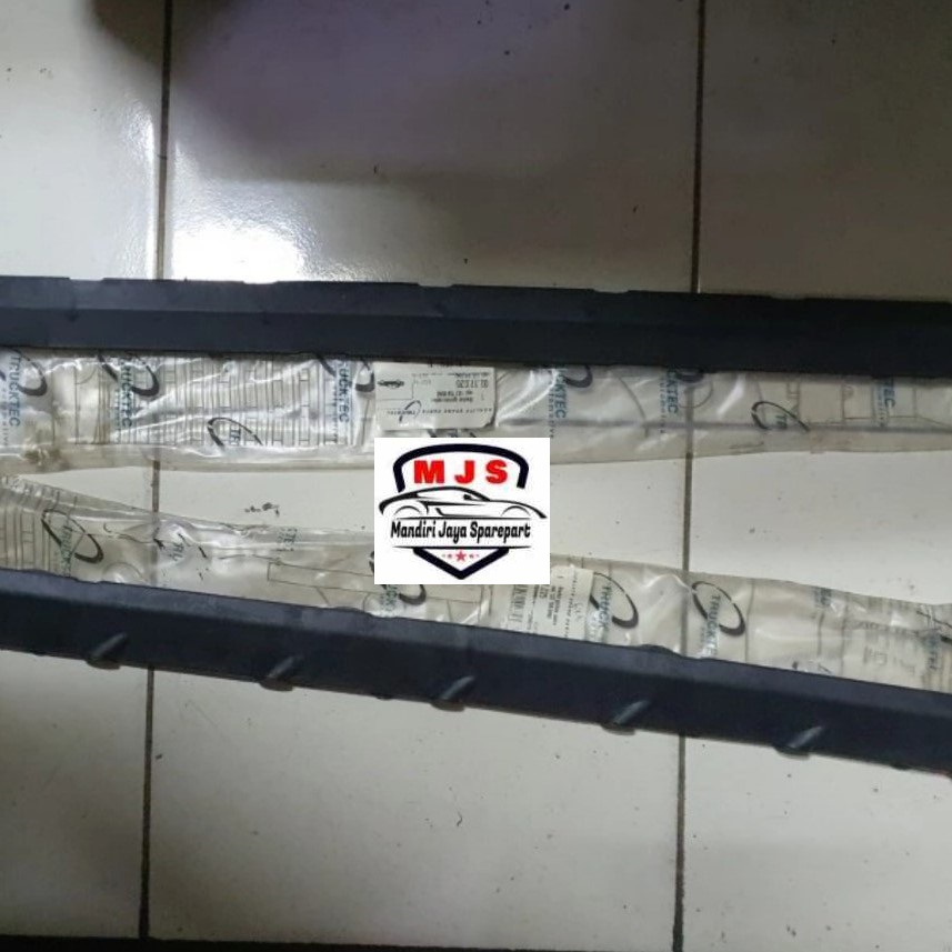 tutup kabel busi mercy 300E W124