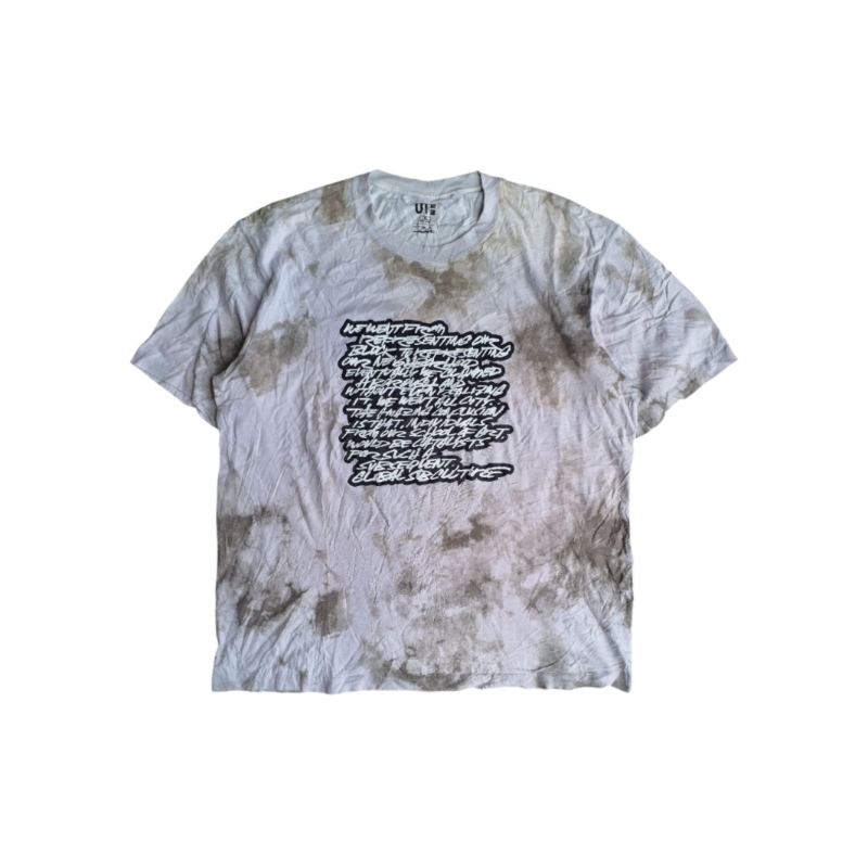 kaos oblong uniqlo x futura tye die