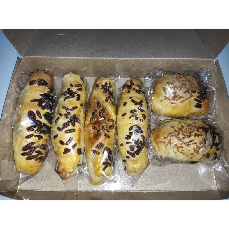 

Bolen Pisang Mix Coklat Keju & Coklat