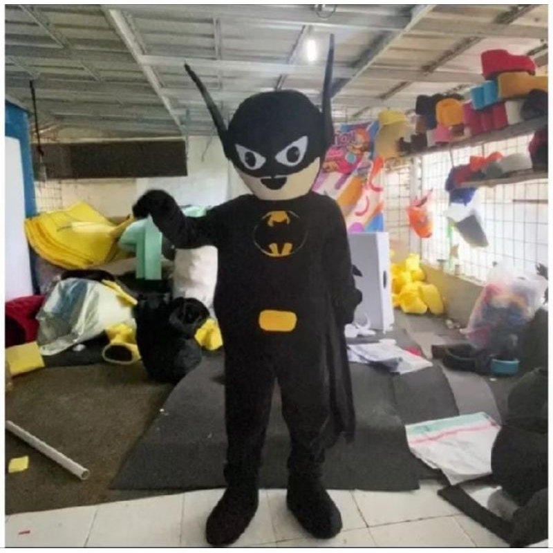 KOSTUM BADUT BATMAN