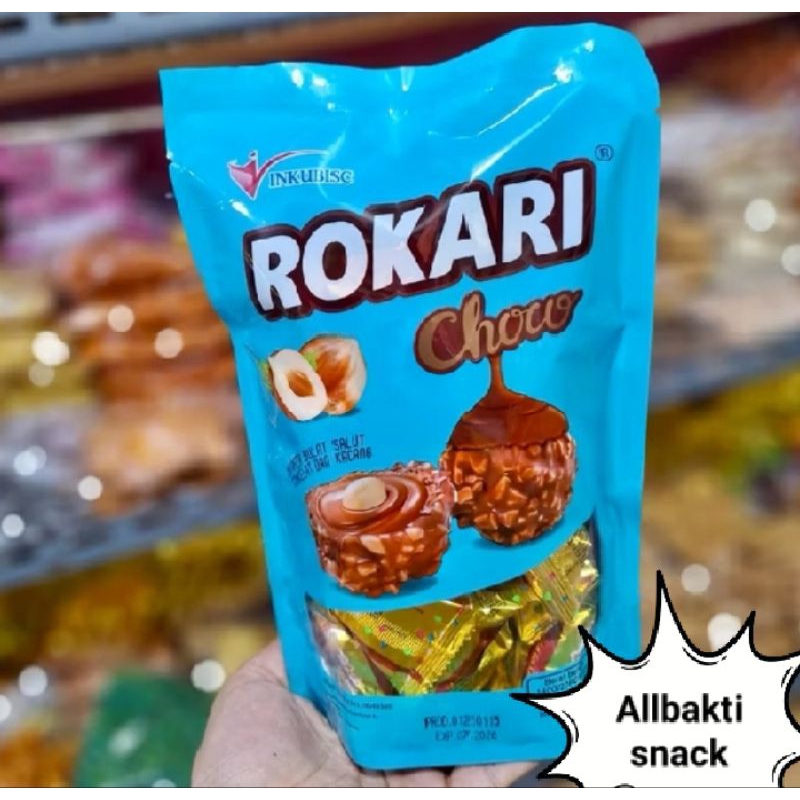 

ROKARI KEMASAN STANDING POUCH CHOCO WAFER BULAT SALUT COKLAT DAN KACANG BERAT 140GRAM/20pcs/ALLBAKTI SNACK /CEMILAN VIRAL