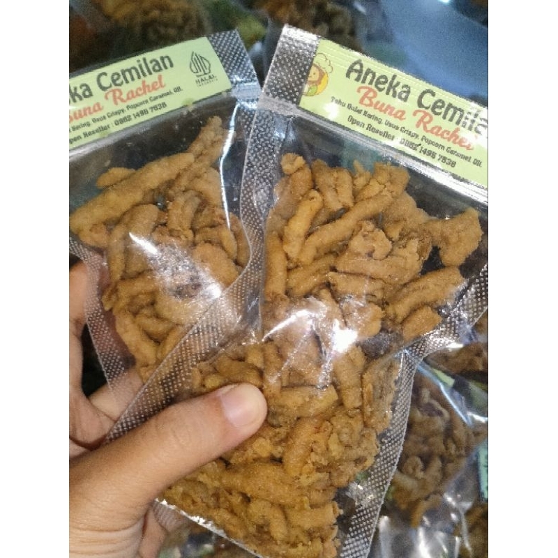 

Aneka Cemilan Usus Crispy dan Tahu bulat mini kering sambal goang