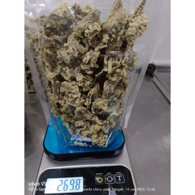 

keripik ikan/baby ikan/nila crispy Sarmila 250 g