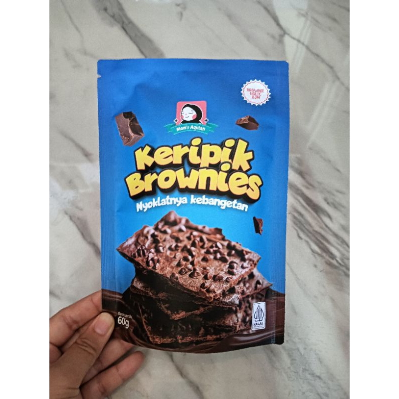 

Keripik brownies by Mom's Aqiilah