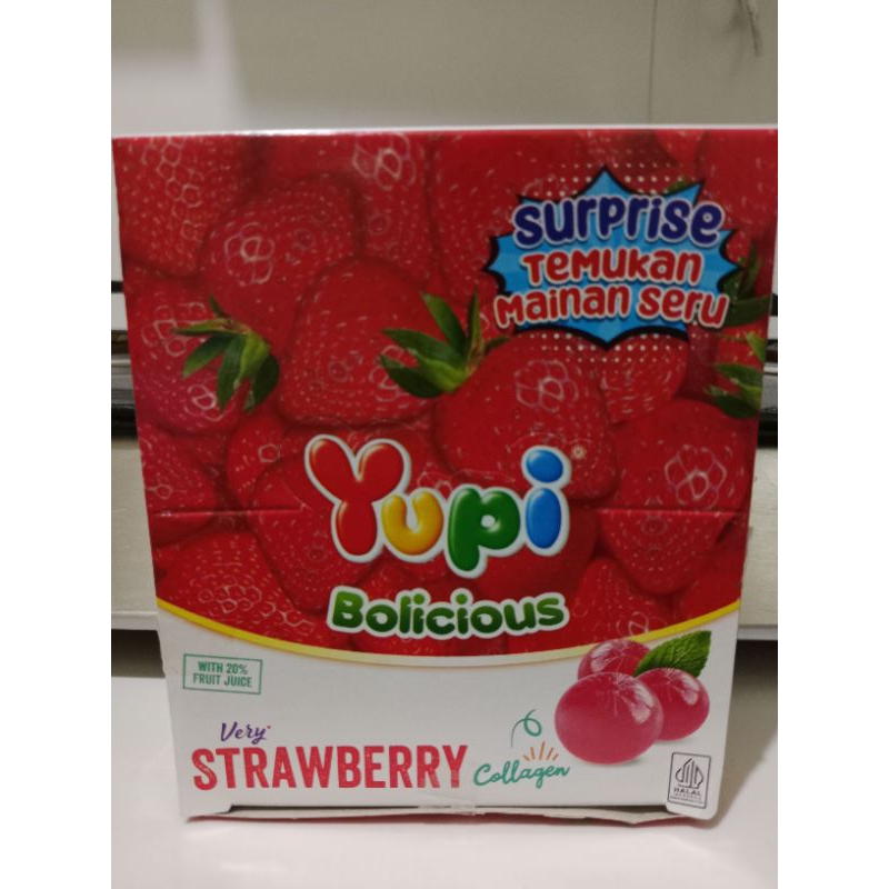 

Yupi Bolicious Rasa Strawberry Kemasan 1 Box isi 24 Pcs