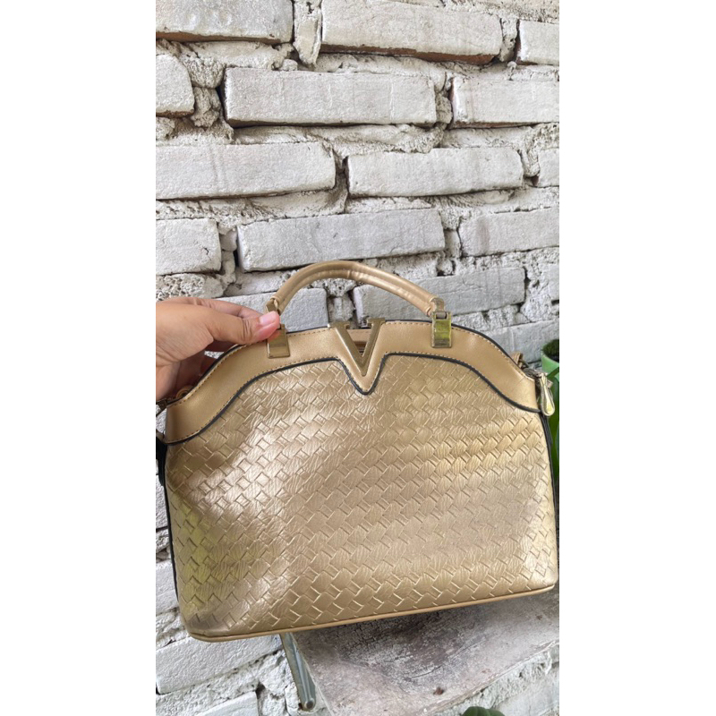 etalase preloved tas 50ribu