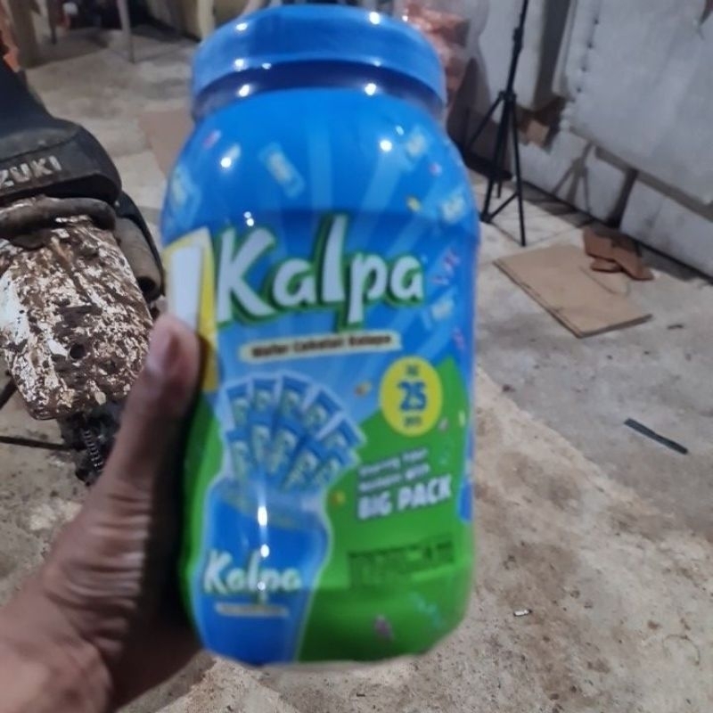 Kalpa Toples Wafer coklat kelapa isi 25 bungkus 1 dus isi 8