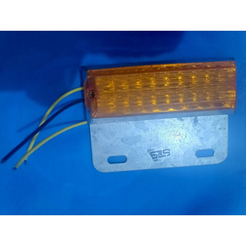 LAMPU LED BOX MOBIL