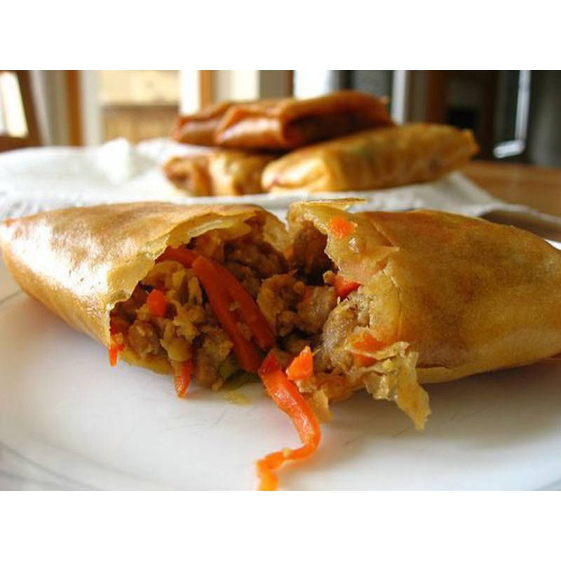 

lumpia isi ayam pedas dan juga mengugah selera