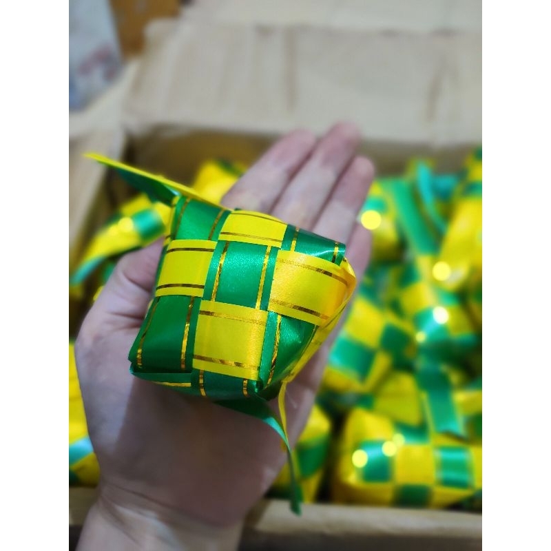 

(Ready) Pita Ketupat Hiasan Homemade Isi Kapas Dakron