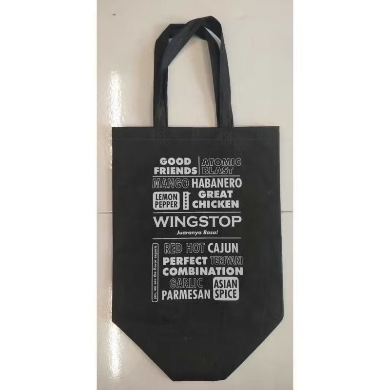 

Wingstop SpundBond / Tas Bahan Kain Authentic Tote bag Paper bag Tas Kain