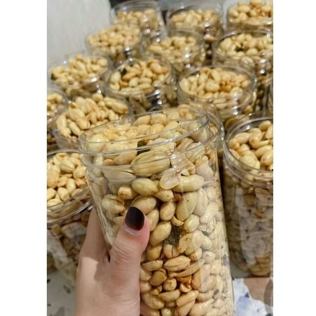 

KACANG ASIN KACANG GORENG KACANG LEBARAN 1TOPLES