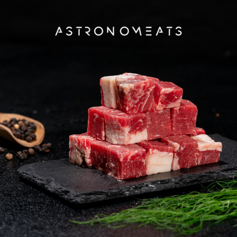 

ANGUS SAIKORO - ASTRONOMEATS