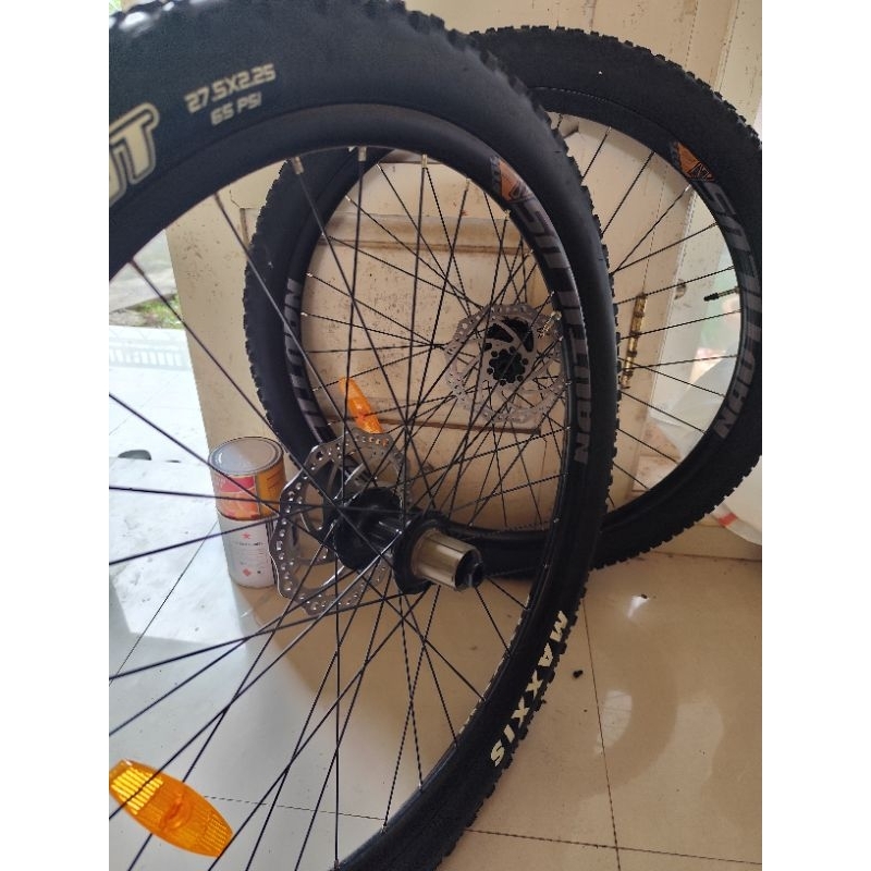 wheelset nautilus + ban maxxis 27.5 TA Boost