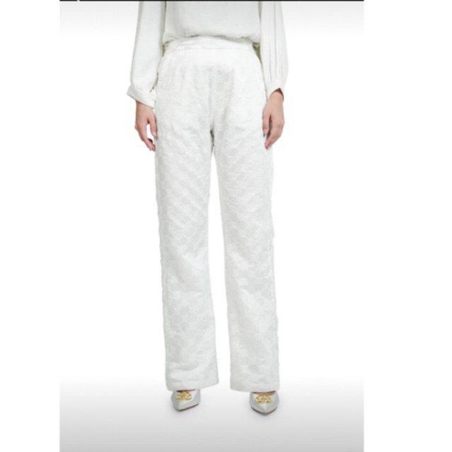 lace monogram nada puspita (320)