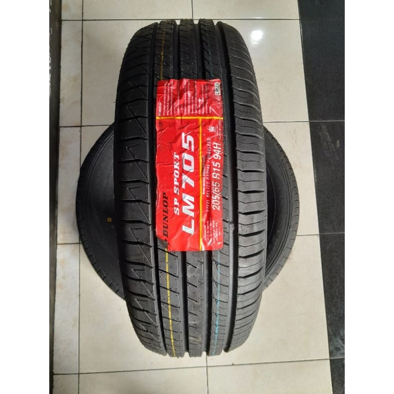 Ban Dunlop LM705 205/65 R15