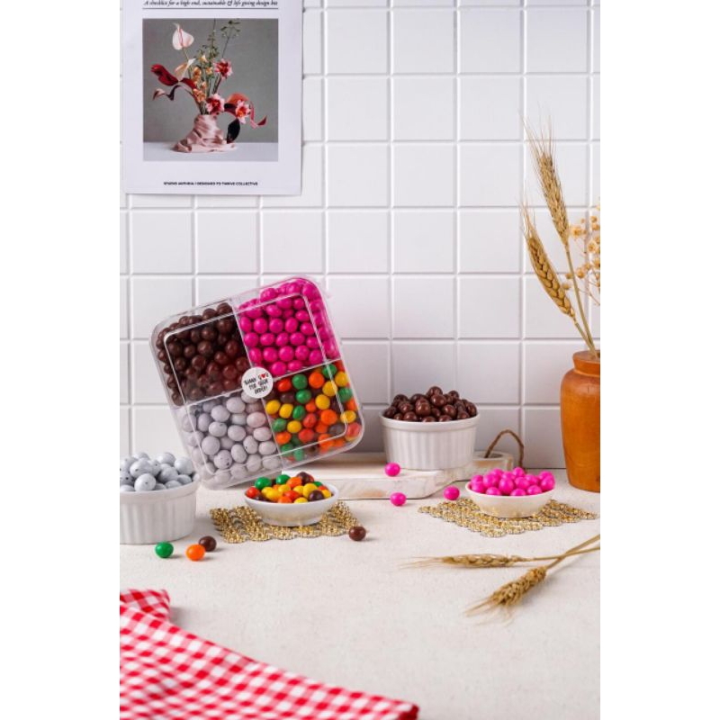 

Cokelat Warna-warni 4 sekat