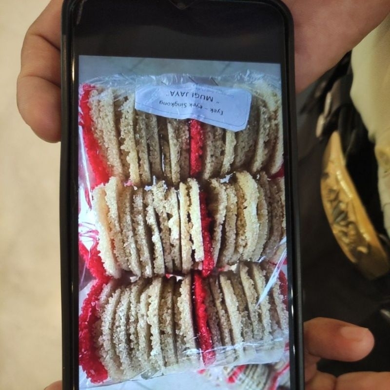 

makanan eyek eyek