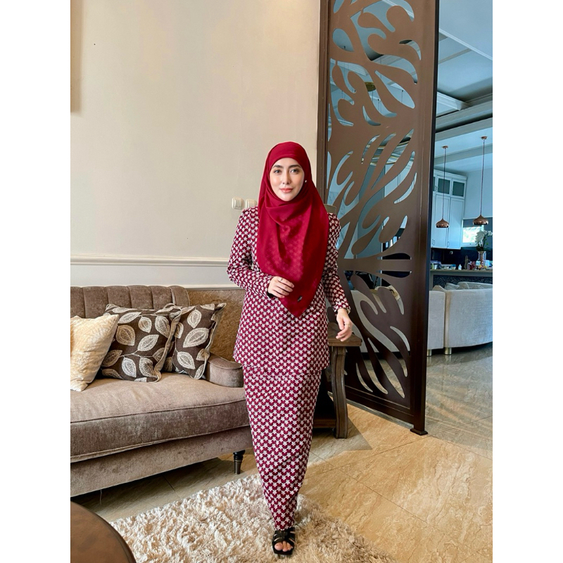 Oneset Kurung Malaysia - Oneset Muslim Malaysia Look Katun Bordir