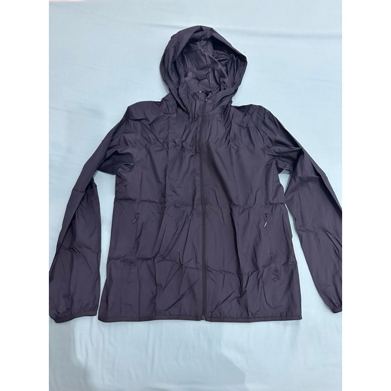 Uniqlo Pocketable Parka Wanita - Dongker Size M