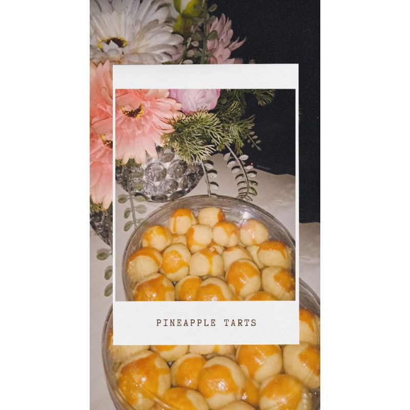 

Hampers Lebaran Idul Fitri isi 3 Jar Kue Kering - Parcel Souvenir Hadiah Eid Mubarak