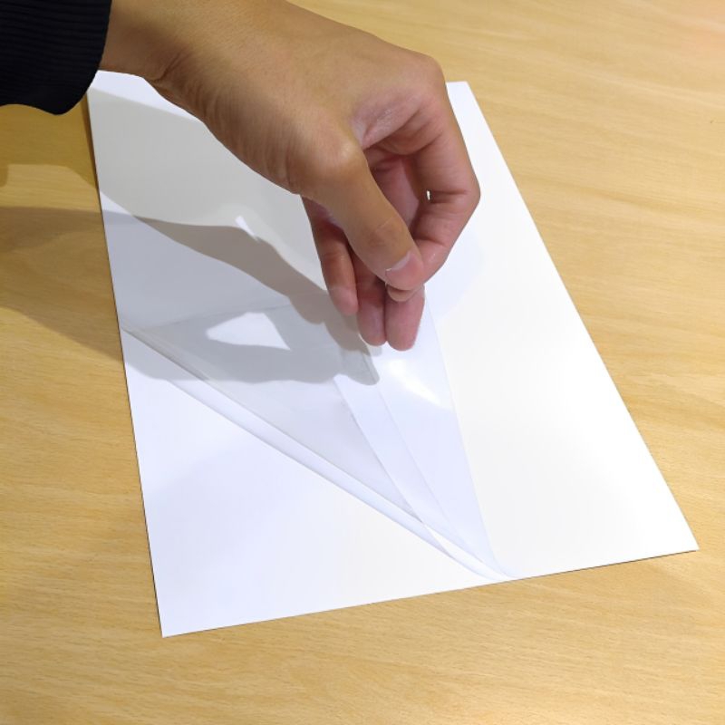 

Stiker Transparan Untuk Nametag Resin