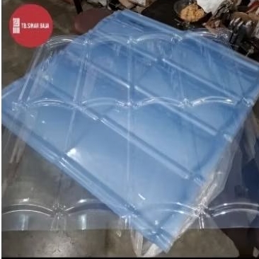 Genteng Transparant 2x4 / Genteng Metal Transparan 80 x80 cm x 0.9 mm / Genteng Metal Bening