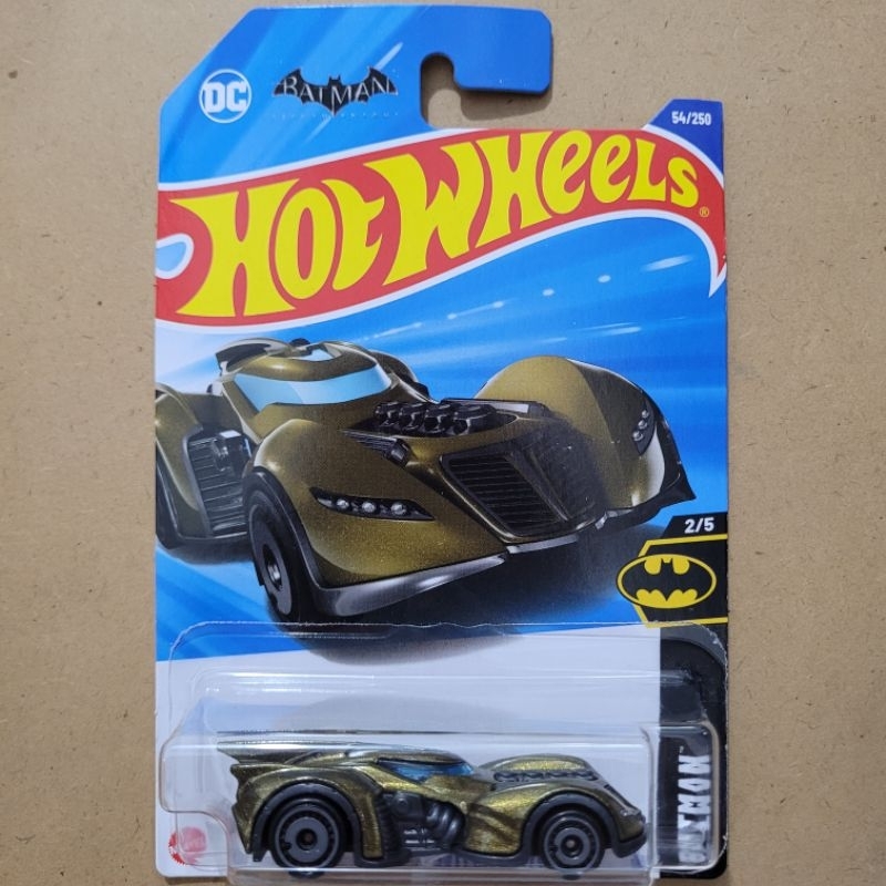 HOT WHEELS BATMAN : ARKHAM ASYLUM BATMOBILE / BATMAN [ GOLD ]