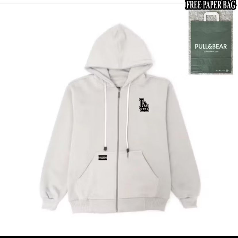 {FREE PAPER BAG} HOODIE ZIPPER  CREAM PULL AND BEAR X LA BASIC PRIA - WANITA PREMIUM QUALITY