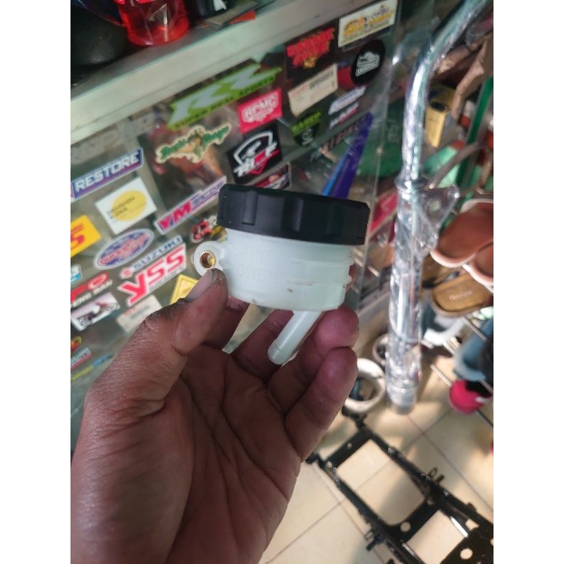 wadah minyak rem tabung oli rem belakang universal