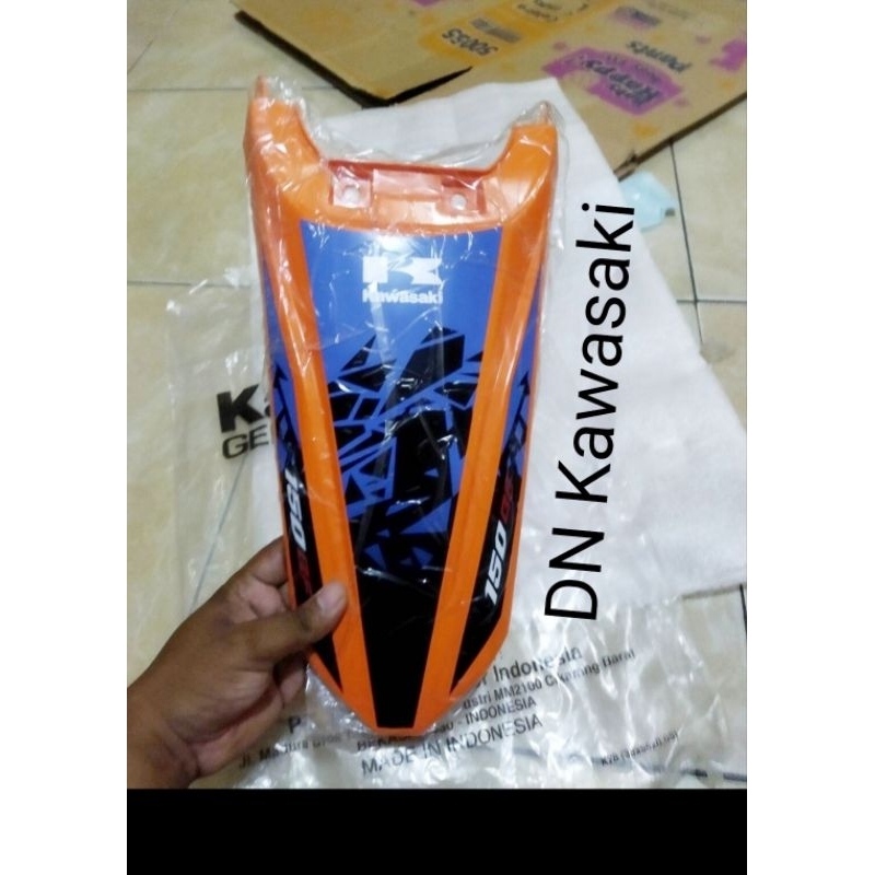 covertail sambungan body belakang KLX BF extreme original oren stiker