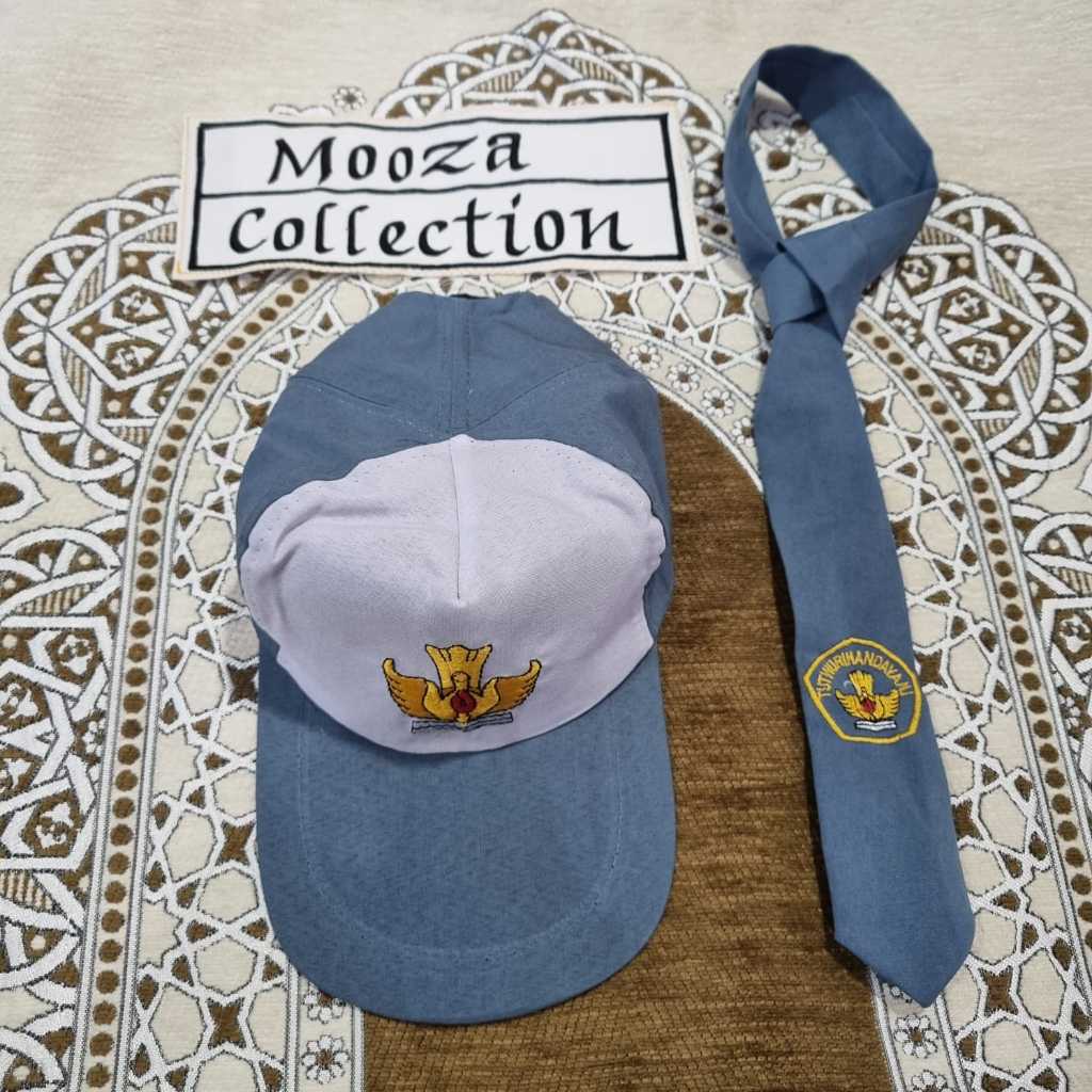 Satu Paket Topi dan Dasi Sekolah SMA Putih Abu Logo Bordir Cowok
