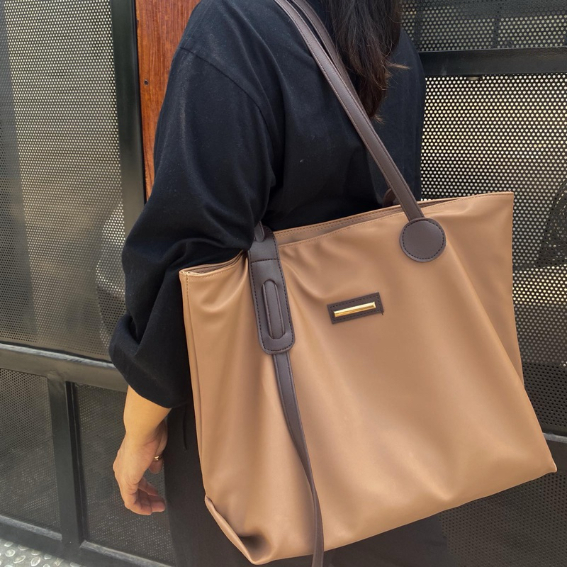 Tas Wanita Tote Bag - Handbag Cantik Buat Kuliah & Kerja Realpict