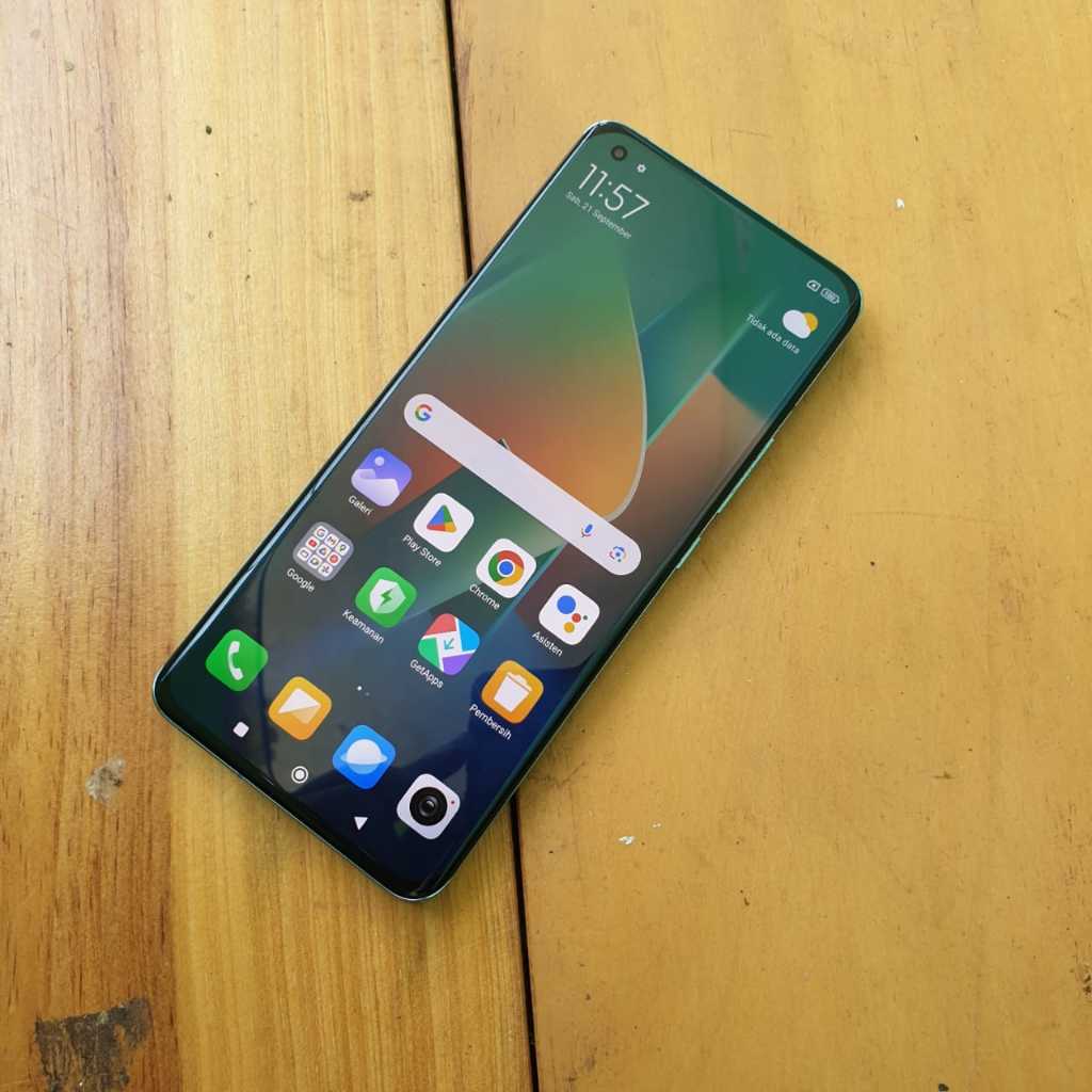 XIAOMI MI 11 SECOND 8/256GB HP SECOND HP SEKEN HP BEKAS HP MURAH