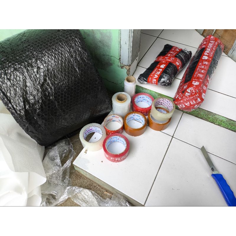 

Buble Wrap tambahan packing agar aman