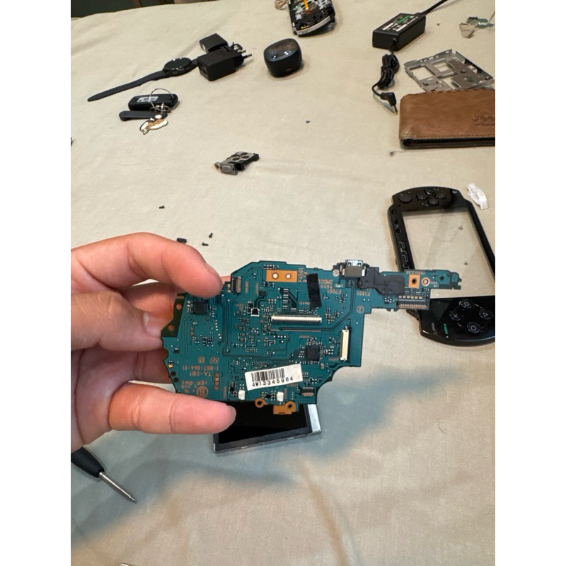 Mesin PSP 1000 Minus Connector Charger Rusak