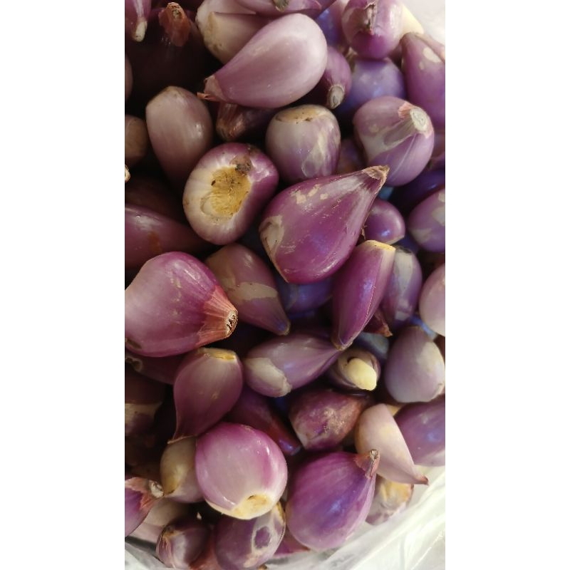 

Bawang merah kupas 500grm