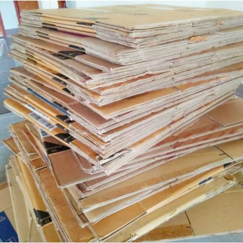 

KARDUS BEKAS UNTUK PACKING TAMBAHAN PAKET