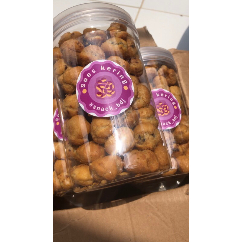 

soes kering mini isi coklat, semua stok ready