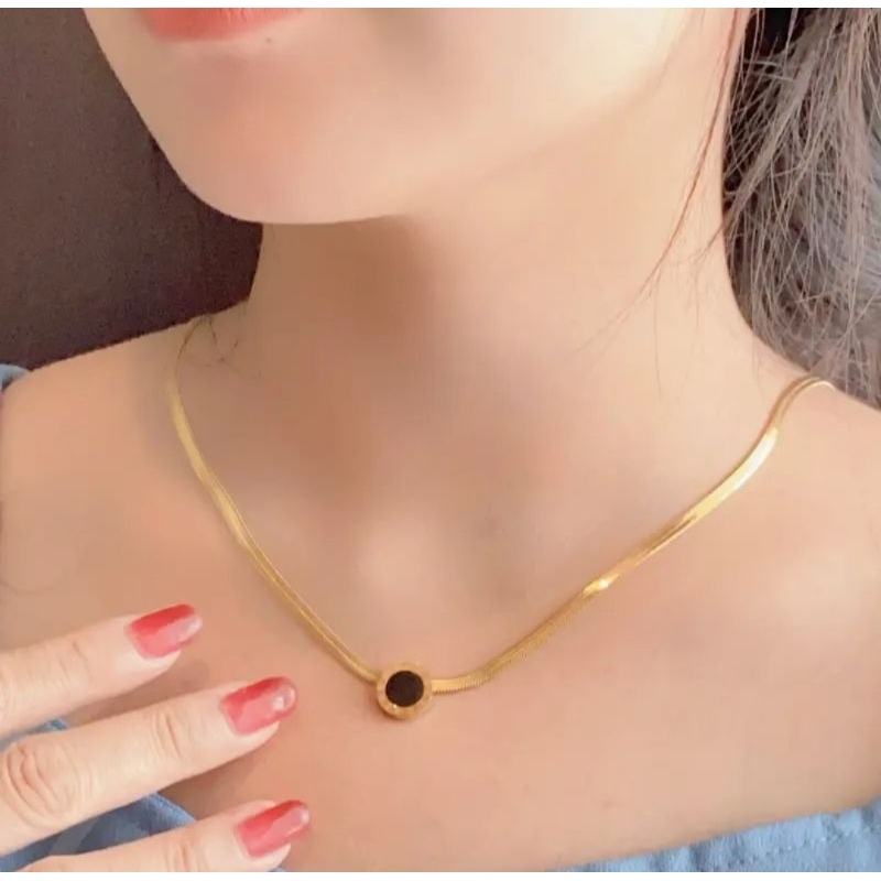 Fashion wanita Dewasa Kalung Titanium Gold Lapis emas Muda