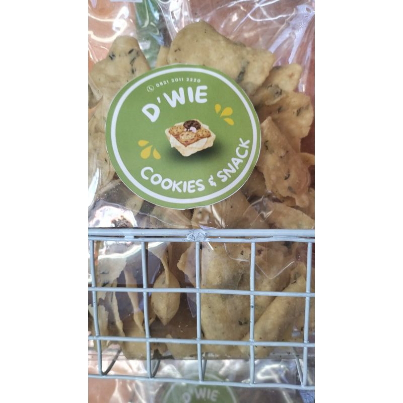 

D'WIE SNACK COMBRING