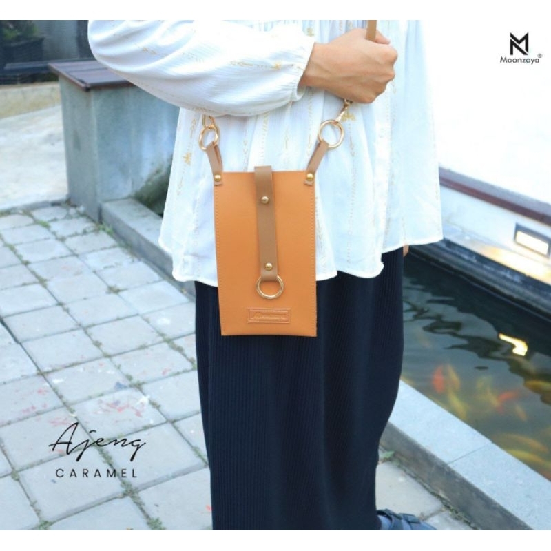 tas selempang hp cantik simple ajeng - moonzaya