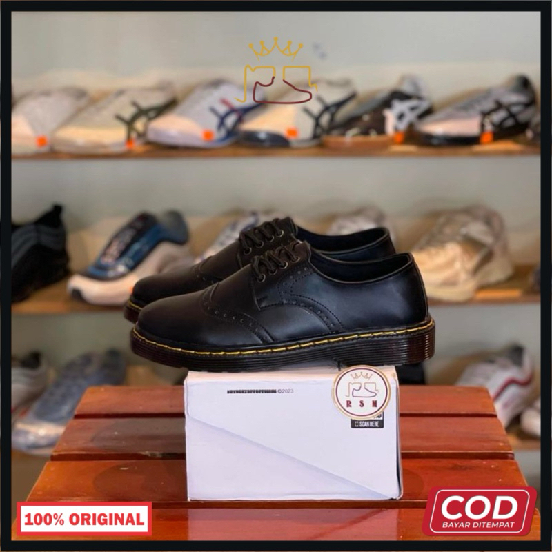 Sepatu Pantofel Voyagstuff Adler 4 Hole Black G 02