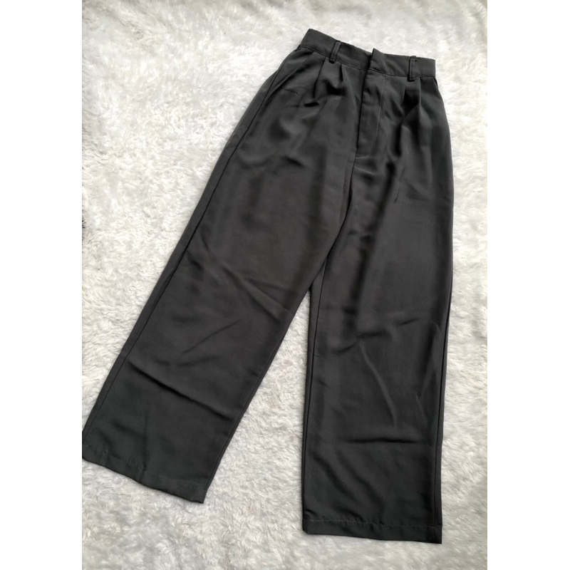 (preloved) Loose pants