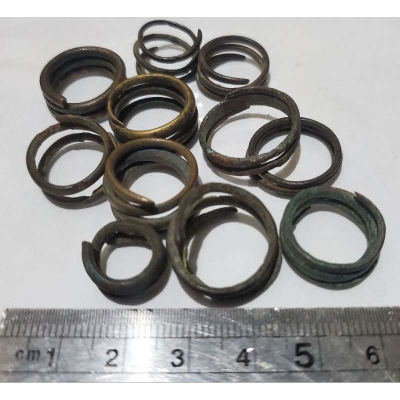 11 biji cincin ulir perunggu kuningan berbagai ukuran 7/5/3 u koleksi asli kuno perhiasan