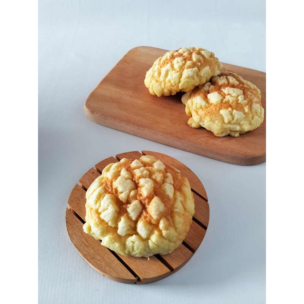 

Koishii Bread Roti Premium Melon Pan / Topping Cookies